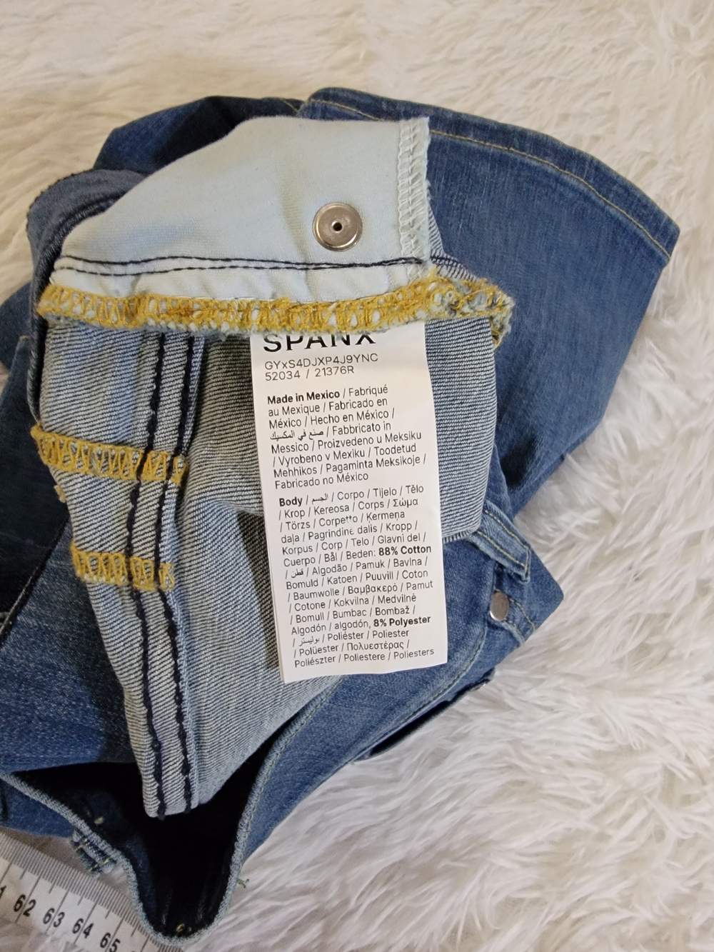 Spanx Vintage Womens Indigo High-Rise Pull-On Shaping Jean Shorts Size Small 4-6 - Picture 16 of 16